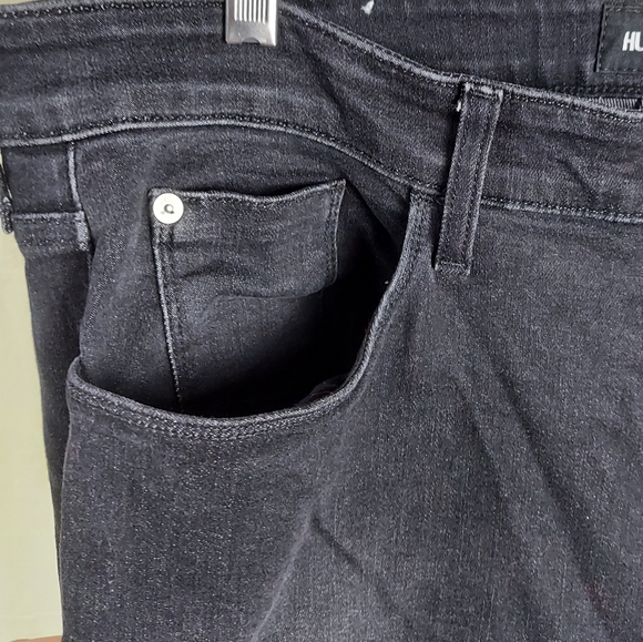 Men's 36" Hudson Sarto Relaxed Skinny Black Jeans With Stretch - Picture 5 of 16